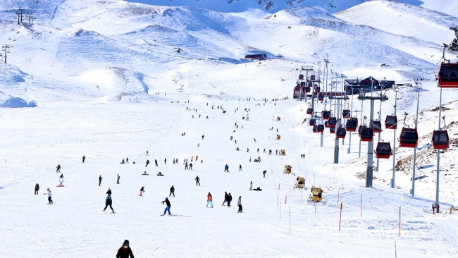 Erciyes'te yarıyıl tatili yoğunluğu